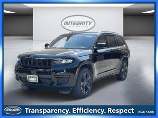Used 2021 Jeep Grand Cherokee L Laredo image 1