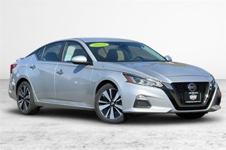 Used 2022 Nissan Altima 2.5 SV image 1