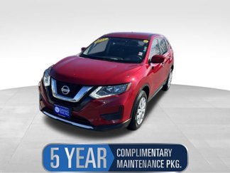 Used 2017 Nissan Rogue S image 1
