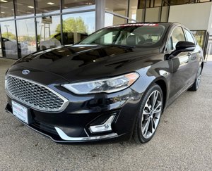 Used 2020 Ford Fusion Titanium image 1