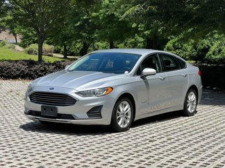 Used 2019 Ford Fusion SE image 1