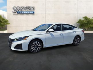 Used 2023 Nissan Altima 2.5 SV image 1