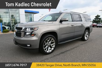 Used 2017 Chevrolet Suburban LT image 1