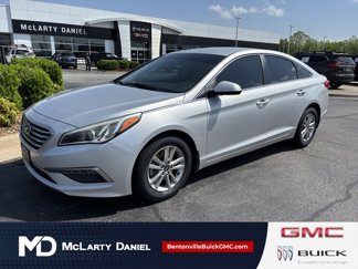 Used 2015 Hyundai Sonata SE w/ Option Group 09 image 1