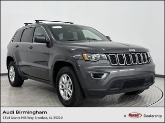 Used 2018 Jeep Grand Cherokee Laredo image 1