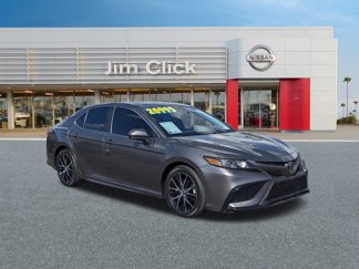 Used 2021 Toyota Camry SE image 1