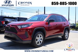 Used 2020 Toyota RAV4 LE image 1