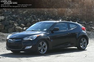 Used 2013 Hyundai Veloster w/ Style Pkg image 1
