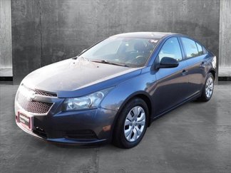 Used 2014 Chevrolet Cruze LS image 1