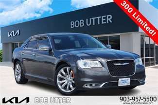 Used 2019 Chrysler 300 Limited image 1