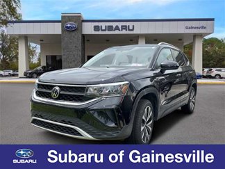 Used 2022 Volkswagen Taos SE image 1
