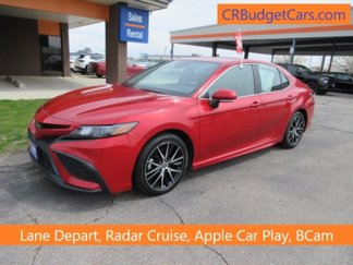 Used 2023 Toyota Camry SE image 1