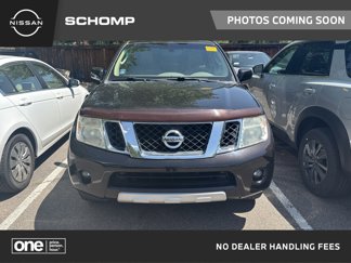 Used 2012 Nissan Pathfinder LE image 1