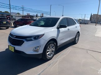 Used 2019 Chevrolet Equinox LS w/ LS Convenience Package image 1
