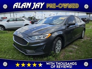 Used 2020 Ford Fusion S image 1