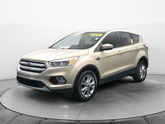 Used 2017 Ford Escape SE image 1