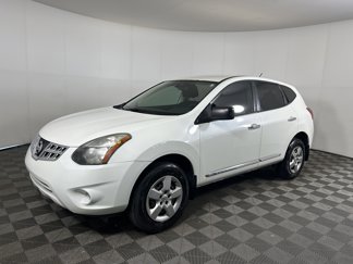 Used 2015 Nissan Rogue S image 1