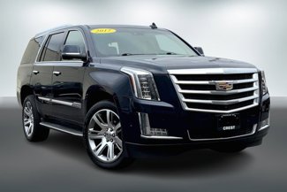 Used 2017 Cadillac Escalade Luxury image 1