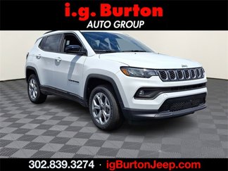 New 2025 Jeep Compass Latitude image 1