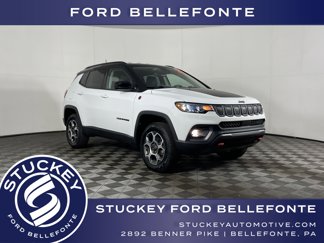 Used 2022 Jeep Compass Trailhawk w/ Trailhawk Convenience Group image 1