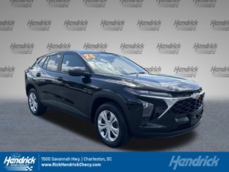 Used 2024 Chevrolet Trax LS image 1