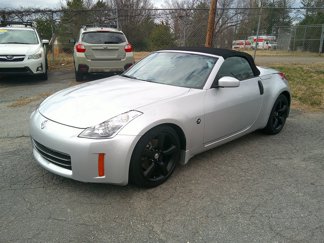 Used 2009 Nissan 350Z Touring image 1