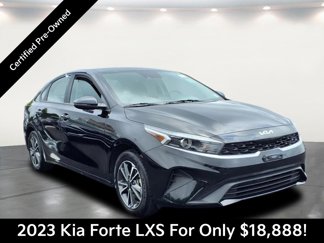 Used 2023 Kia Forte LXS w/ LXS Technology Package image 1