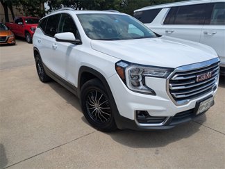Used 2022 GMC Terrain SLT image 1