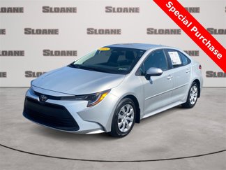 Used 2025 Toyota Corolla LE image 1