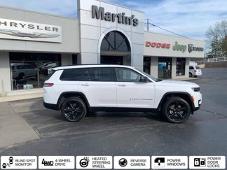 Used 2023 Jeep Grand Cherokee L Laredo image 1