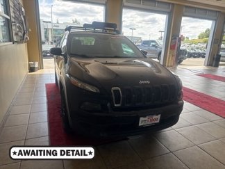 Used 2017 Jeep Cherokee Sport image 1