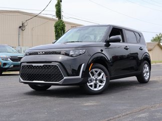 New 2025 Kia Soul S image 1