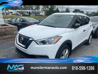 Used 2019 Nissan Kicks S image 1