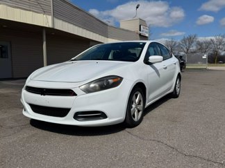 Used 2015 Dodge Dart SXT image 1