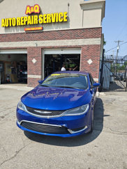 Used 2015 Chrysler 200 Limited w/ Convenience Group image 1