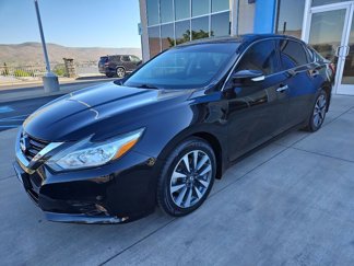 Used 2017 Nissan Altima 2.5 SV w/ Convenience Package image 1
