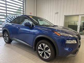 Used 2021 Nissan Rogue SV image 1