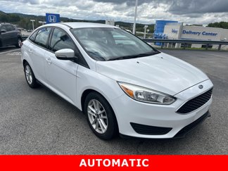 Used 2015 Ford Focus SE image 1