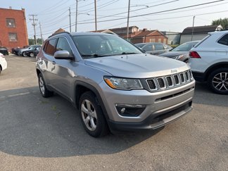 Used 2019 Jeep Compass Latitude image 1