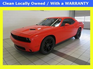 Used 2018 Dodge Challenger SXT w/ Blacktop Package image 1