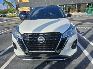Certified 2023 Nissan Kicks SV image 1