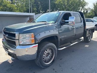 Used 2007 Chevrolet Silverado 2500 LT w/ Suspension Package, Off-Road image 1