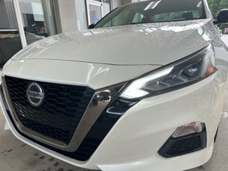Used 2021 Nissan Altima 2.5 SR image 1