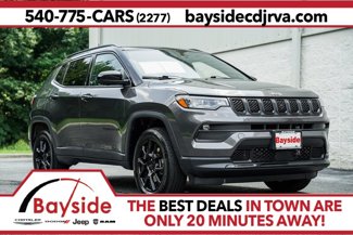 Used 2023 Jeep Compass Altitude w/ Sun and Sound Group image 1