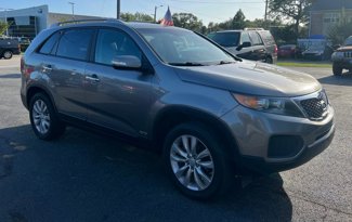 Used 2011 Kia Sorento LX image 1
