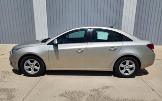 Used 2016 Chevrolet Cruze LT image 1