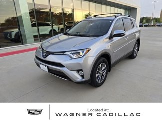 Used 2018 Toyota RAV4 XLE image 1