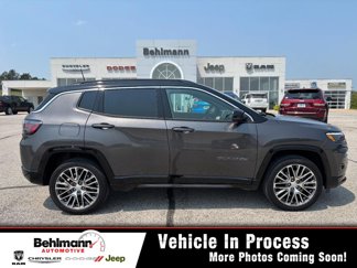 Used 2023 Jeep Compass Limited w/ Elite Group image 1