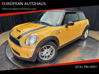 Used 2009 MINI Cooper S image 1