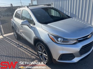 Used 2020 Chevrolet Trax LT w/ LT Convenience Package image 1